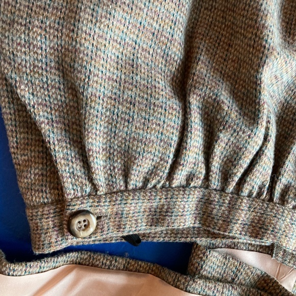 RARE & BURBERRY ESQUE Saks fifth avenues ladies suit SZ 7. Skirt & lined jacket - Picture 2 of 16